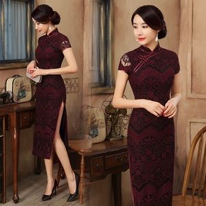 Chinese traditional slit dress Qipao Cheongsam